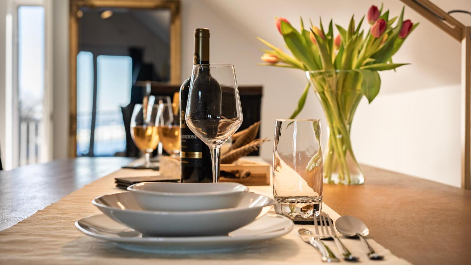 카페룬 Lungomare Oro, Penthouse Am Yachthafen 아파트 외부 사진