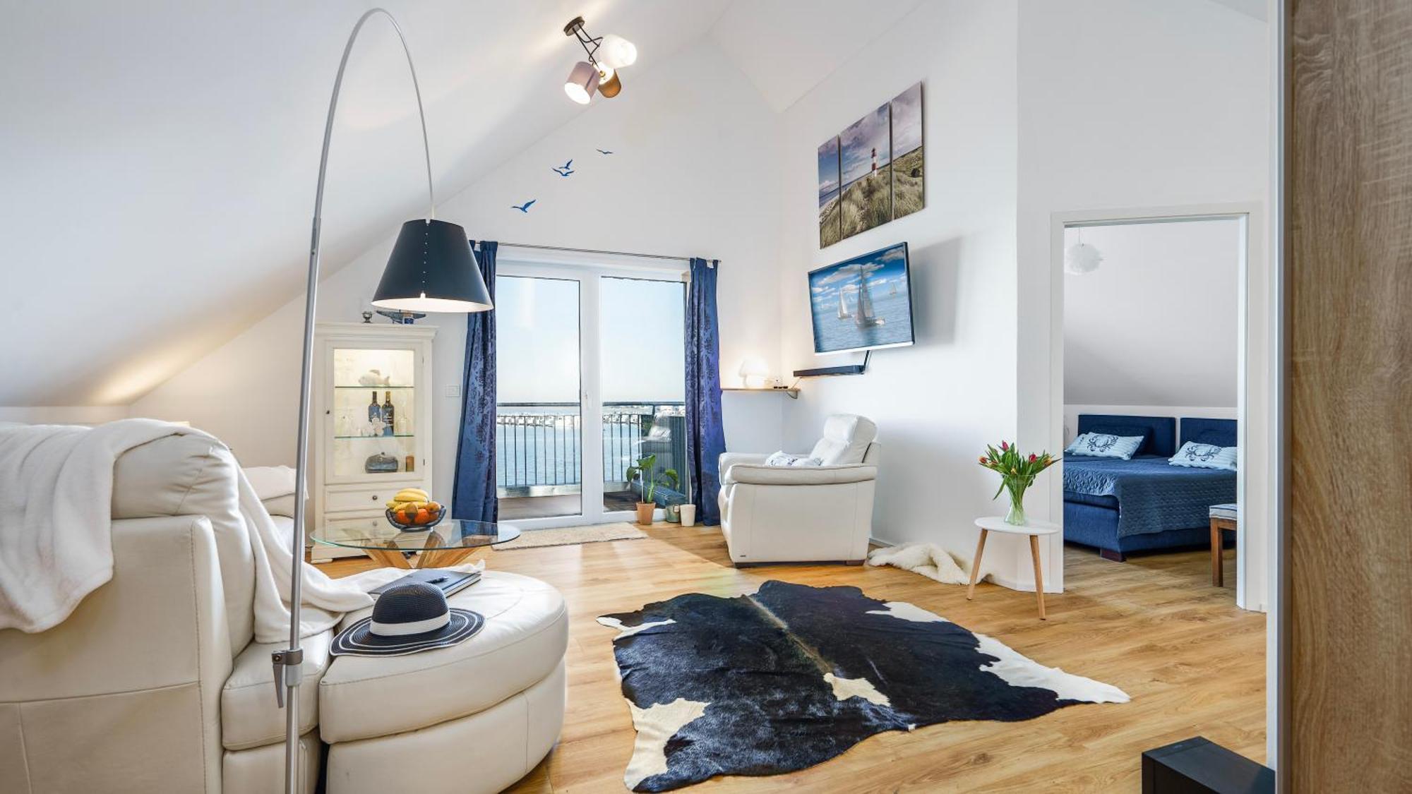 카페룬 Lungomare Oro, Penthouse Am Yachthafen 아파트 외부 사진